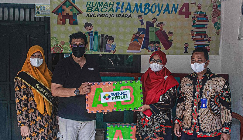 MNC Peduli Salurkan Peralatan Pendidikan ke PAUD Flamboyan 4 Petojo Utara - Bagian 1