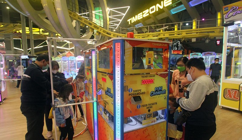 Wahana Permainan Timezone Kembali Beroperasi dengan Prokes Ketat - Bagian 2