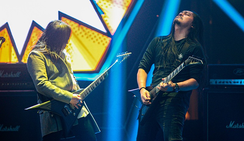 Penampilan Jamrud Gelar Konser 25 Tahun Berkarya - Bagian 3