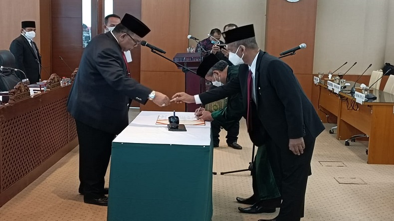 Soetarto Dilantik jadi Anggota DPRD Sumut Gantikan Kiki Handoko