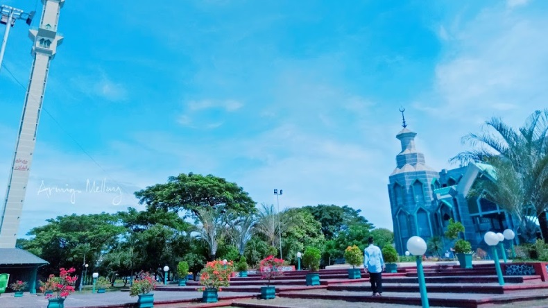 Pintu dan Atap Masjid Al Markaz Rusak Diterjang Angin Puting Beliung