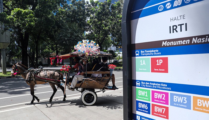 Menghabiskan Waktu Akhir Pekan dengan Naik Delman di Kawasan Monas - Bagian 3