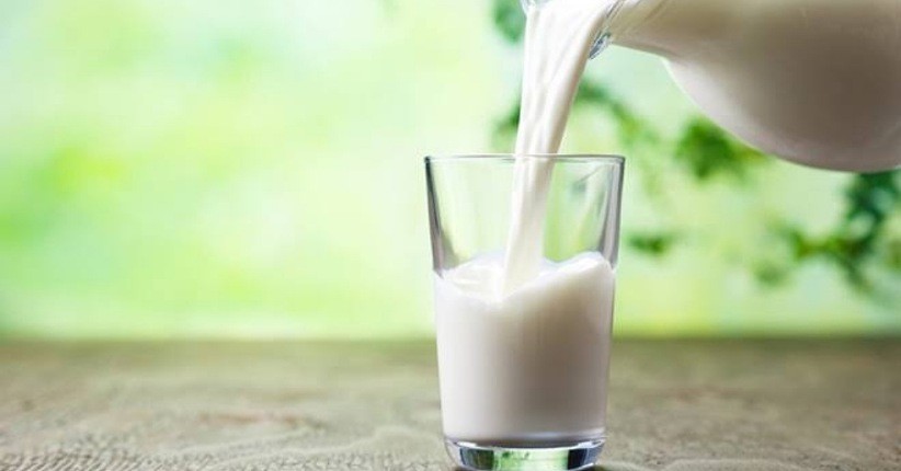 Mengenal Manfaat Susu untuk Mencegah Stunting 