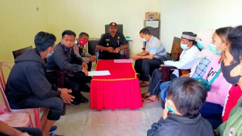 Tangis Haru Mediasi Pencurian, Korban Cabut Laporan dan Beri Bantuan Sembako ke Pelaku