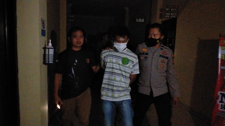 title Kronologi Orang Gangguan Jiwa Tikam 5 Orang hingga Tewas di OKU Sumsel Kronologi Orang Gangguan Jiwa Tikam 5 Orang hingga Tewas di OKU Sumsel