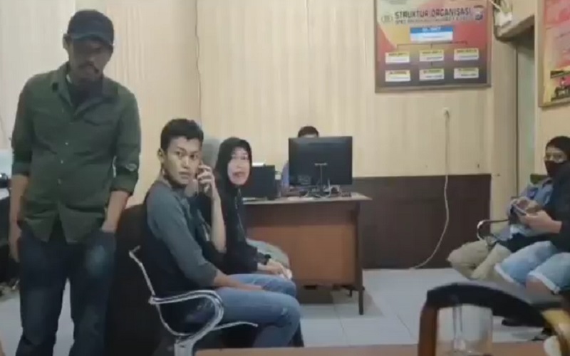 Debt Collector di Bulukumba Diduga Seret Emak-Emak saat Sita Mobil