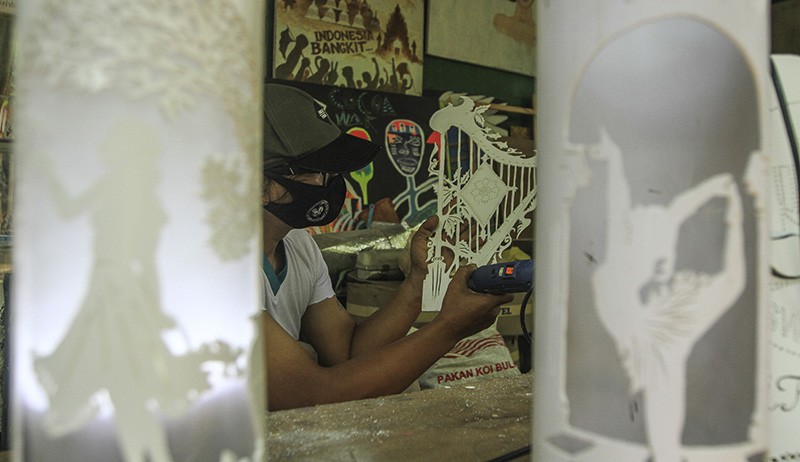 Membuat Kerajinan Jam Hias dari Paralon Bekas - Bagian 2