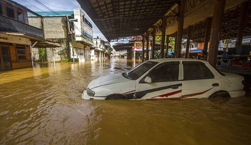 Hulu Sungai Tengah Darurat Bencana, Banyak Warga Terisolasi akibat Banjir - Bagian 3