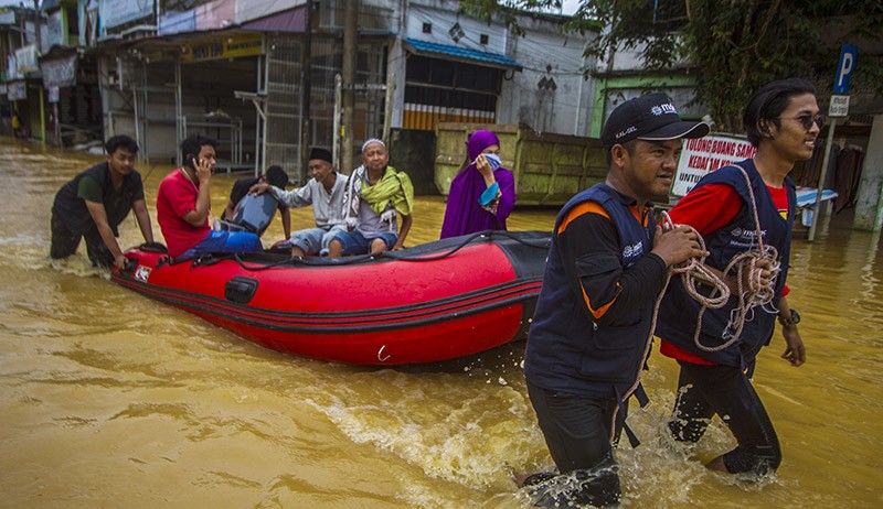 Hulu Sungai Tengah Darurat Bencana, Banyak Warga Terisolasi akibat Banjir - Bagian 2