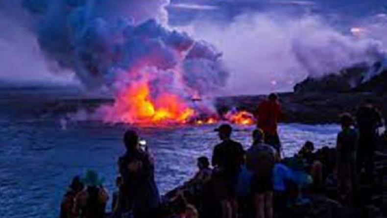 Gunung Api Bawah Laut Erupsi di Lembata NTT, Air Laut Sempat Naik Hampir 1 Meter