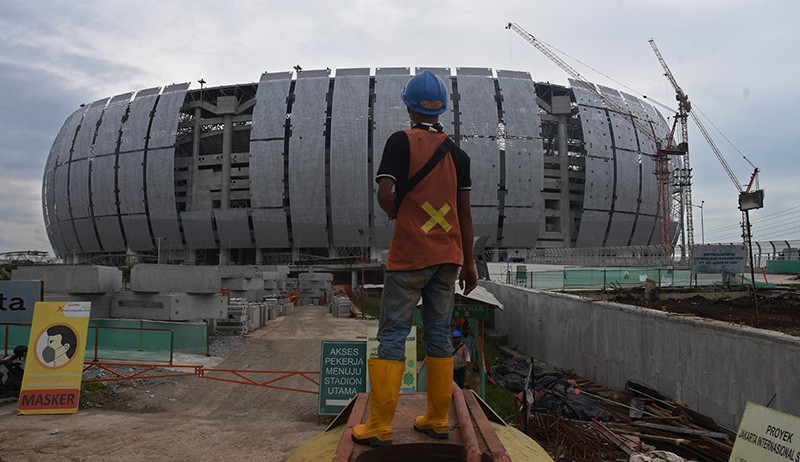 Penampakan Mulusnya Rumput Jakarta International Stadium Jelang IYC 2021 - Bagian 3