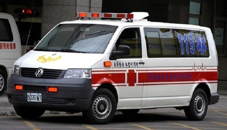 Parah, Pria Ini Pura-Pura Sakit Parah agar Dapat Tumpangan Ambulans ke Rumah