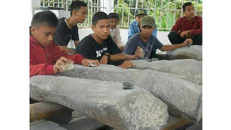 Cerita Rakyat 50 Kota Sumatera Barat, Asal Usul Batu Talempong Talang Anau
