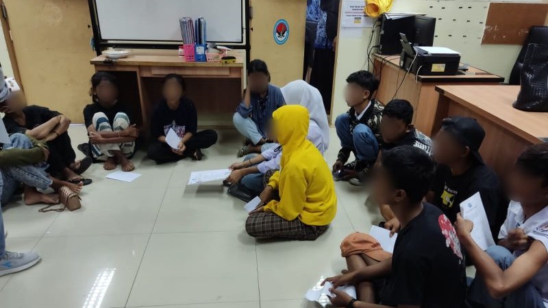 Kompak Ngelem Aibon Bareng, 14 Remaja di Ternate Diamankan