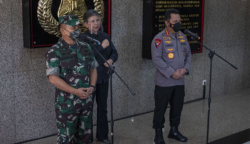 Momen KSAD Jenderal Dudung dan Kapolri Jenderal Sigit Bertemu di Mabes Polri - Bagian 3