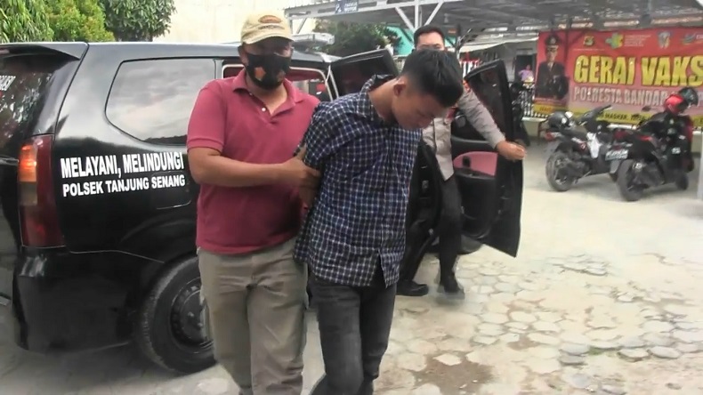 Dilacak Korban, Pencuri Ponsel di Lampung Tengah Ditangkap saat Makan Siang
