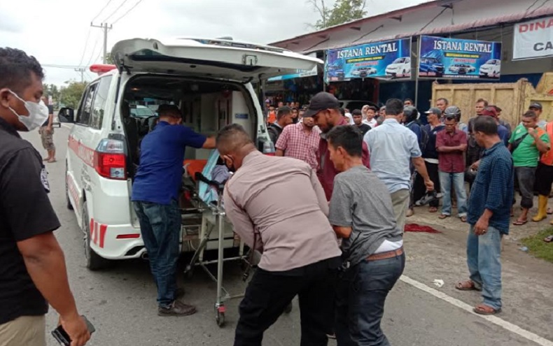 Gagal Nyalip, Pengendara Motor di Aceh Tewas Terseret hingga Menabrak Tiang Listrik