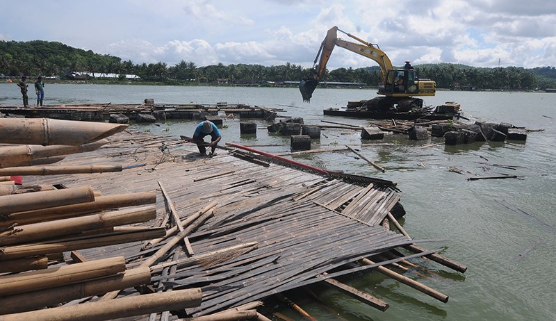 Warung Apung Rowo Jombor Klaten Dibongkar - Bagian 1