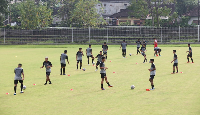 Tim Indonesia Allstars U-20 Latihan Jelang International Youth Championship 2021 - Bagian 2