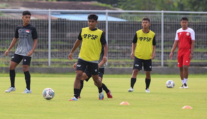 Tim Indonesia Allstars U-20 Latihan Jelang International Youth Championship 2021 - Bagian 5