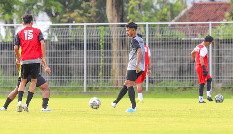 Tim Indonesia Allstars U-20 Latihan Jelang International Youth Championship 2021 - Bagian 4