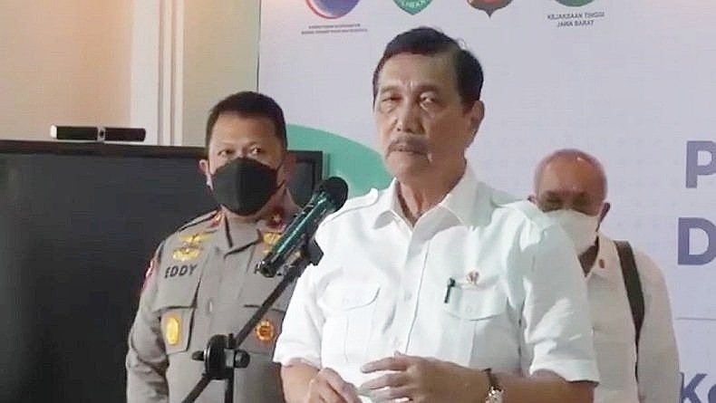 title WNI dan Pejabat Negara Diminta Tidak ke Luar Negeri, Cegah Omicron Masuk Indonesia WNI dan Pejabat Negara Diminta Tidak ke Luar Negeri, Cegah Omicron Masuk Indonesia