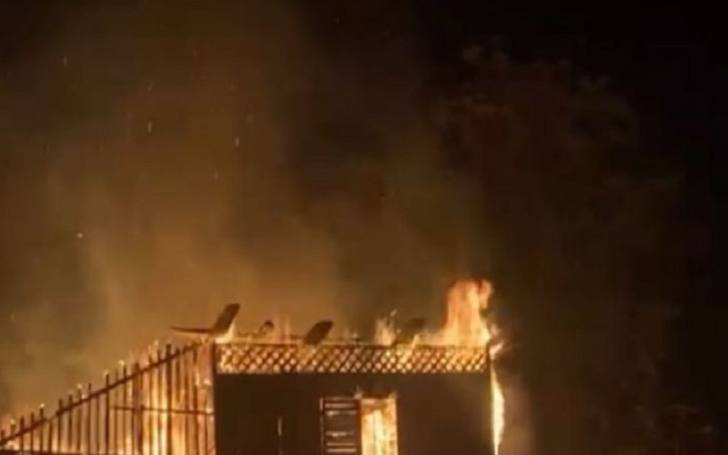 Rumah Janda dengan Gangguan Jiwa Ludes Terbakar, Korban Tinggal Seorang Diri