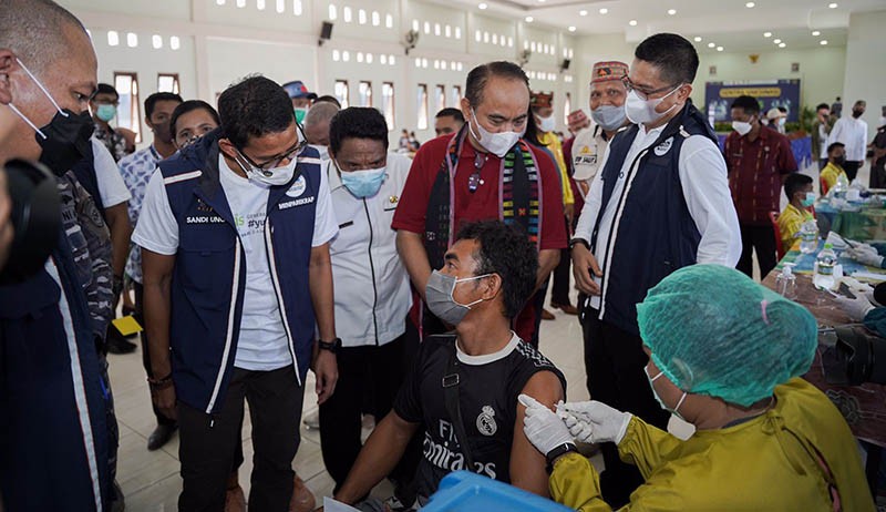 Kemenparekraf Apresiasi Capaian Vaksinasi di Manggarai Barat - Bagian 1