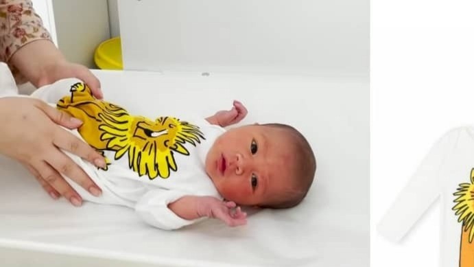 Mewah! Baby Rayyanza Pakai Baju Jutaan Rupiah, Netizen: Bisa Buat Bayar Kontrakan Nih