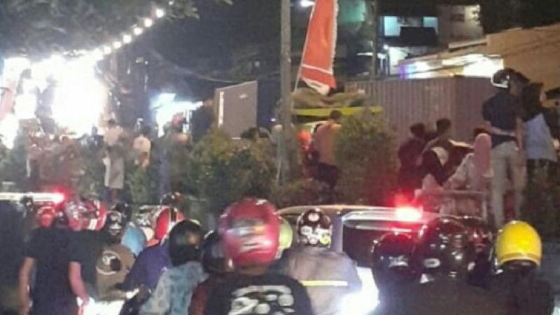 Tabrakan Beruntun di Ambon, Truk Peti Kemas Tabrak 3 Mobil dan 2 Motor