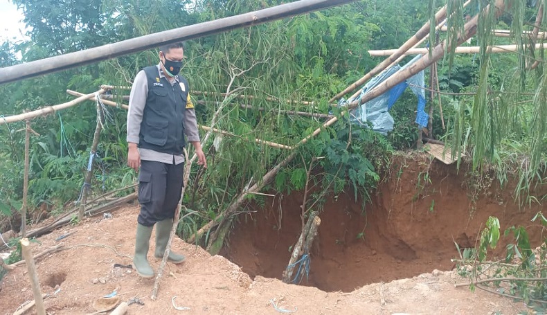 Galian Tanah Merah Longsor Timpa Penambang di Sukabumi, 2 Tewas Tertimbun