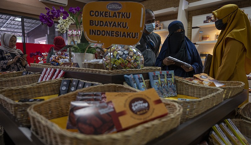 Antusiasme Pengunjung Hadiri Festival Cokelat Olahan di Palu - Bagian 1