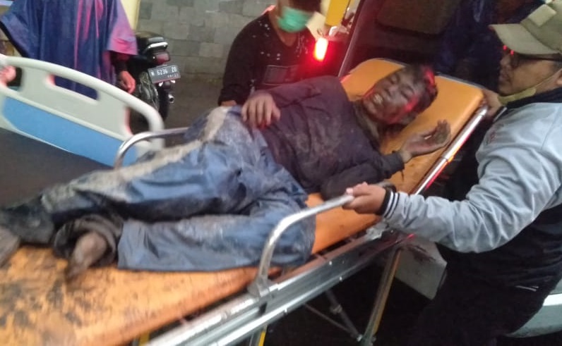 title 14 Korban Erupsi Gunung Semeru Jalani Operasi Plastik di RSUD Hartoyo, 6 di ICU 14 Korban Erupsi Gunung Semeru Jalani Operasi Plastik di RSUD Hartoyo, 6 di ICU
