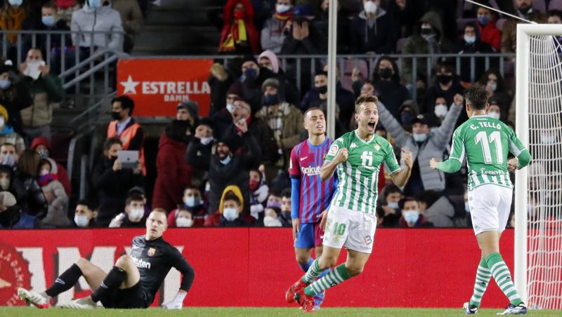 Barcelona Digilas Real Betis, Xavi Hernandez Telan Kekalahan Perdana