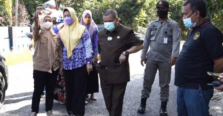 Habiskan Anggaran Rp14 Miliar, Pekerjaan Jalan Suwawa-Tulabolo Dijanjikan segera Rampung