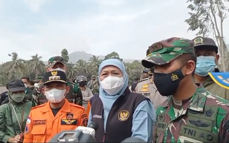 Erupsi Gunung Semeru Gubernur Khofifah Langsung Perintahkan Rekonstruksi Rumah Warga Bagian 2 1340