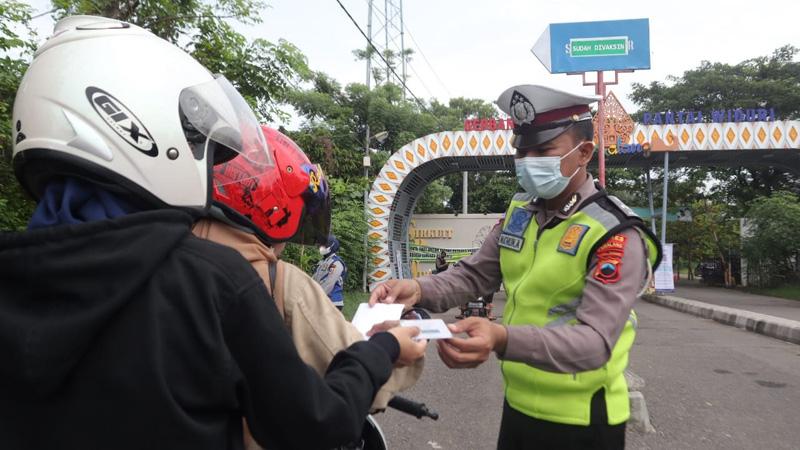 Tekan Mobilitas Masyarakat jelang Libur Nataru, Polres Pemalang Perketat Prokes Objek Wisata