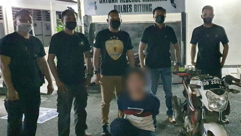 Gelapkan Uang Puluhan Juta, Pria Luwuk Tak Berkutik saat Ditangkap Tim Tarsius