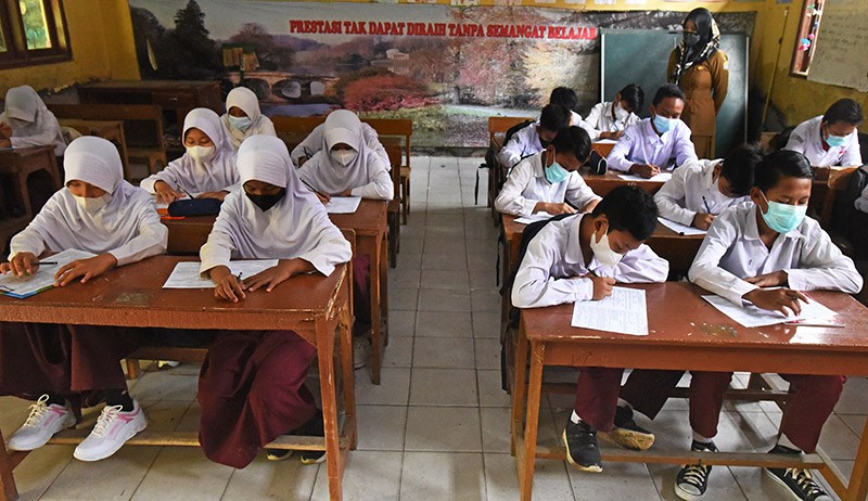 Sekolah Tidak Ada Libur Natal Dan Tahun Baru, Siswa Diwajibkan Belajar