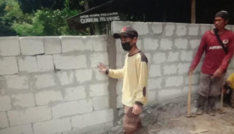 Kecewa Kalah Pilkades, Cakades Diduga Tembok Akses Masuk Wisata Curug Tilu Purwakarta