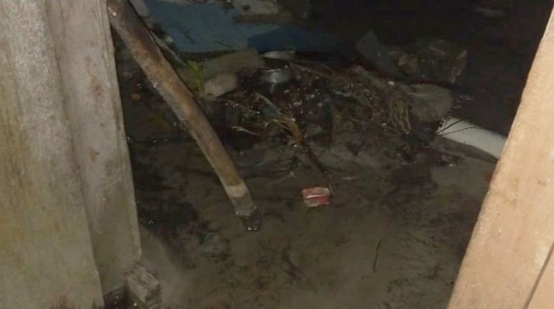 title 15 Rumah Warga di Raja Ampat Tergenang Air akibat Gelombang Pasang 15 Rumah Warga di Raja Ampat Tergenang Air akibat Gelombang Pasang