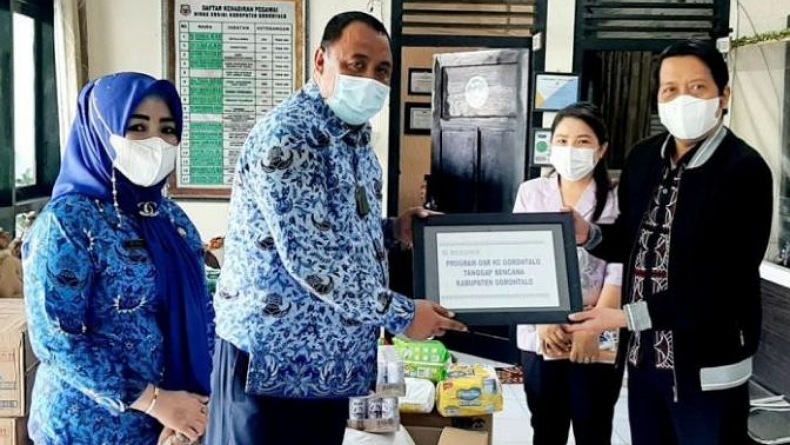 BPJS Kesehatan Serahkan Bantuan untuk Korban Banjir Bandang di Kabupaten Gorontalo