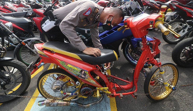 Ratusan Sepeda Motor dengan Knalpot Bising Diamankan Polres Kediri Kota - Bagian 1
