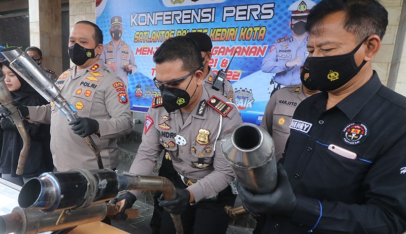 Ratusan Sepeda Motor dengan Knalpot Bising Diamankan Polres Kediri Kota - Bagian 2