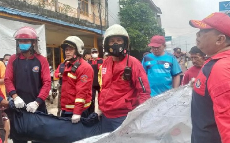 Kebakaran Pasar Tengah di Sintang Kalbar, 1 Orang Tewas dalam Kios