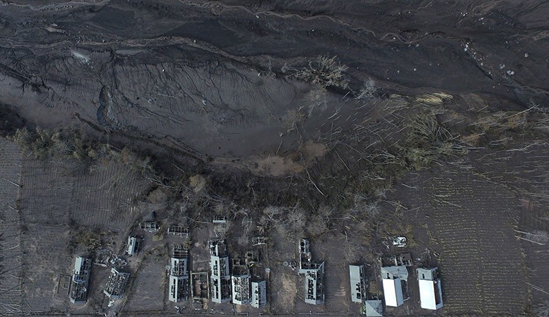 Penampakan dari Udara Desa Curah Kobokan Hancur Diterjang Awan Panas Gunung Semeru - Bagian 2