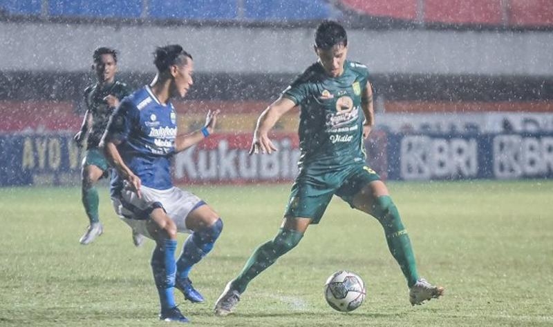 Hasil Liga 1: Persebaya Surabaya Beringas, Bantai Persib Bandung