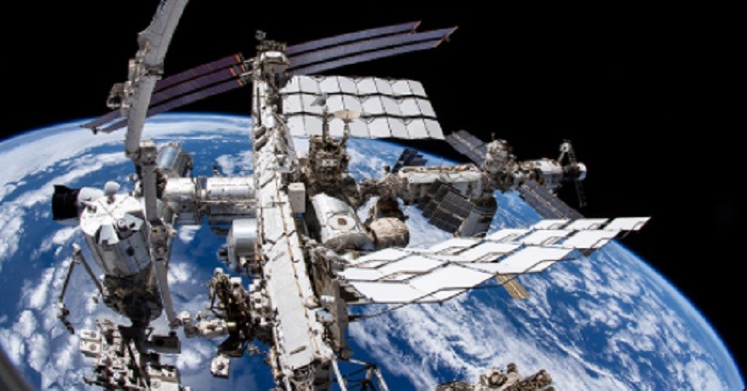 Miliarder Jepang Ini Bakal Pergi ke Stasiun Luar Angkasa, Tinggal 12 Hari di ISS