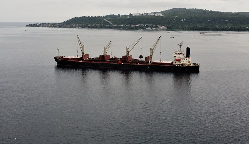 Penampakan Aspal Buton Diekspor ke China - Bagian 1