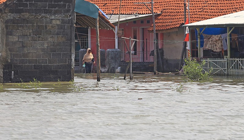 Foto Desa Eretan Wetan Indramayu Sudah Sebulan Terendam Banjir Rob - Bagian 3